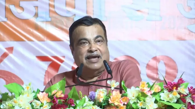 नितिन गडकरी ने क्यों कहा CM शिवराज पर है भगवान का आशीर्वाद? सरकार के कामकाज पर कही बड़ी बात Nitin Gadkari, MP BJP, Khandwa News, Jan Ashirwad Yatra, MP Election
