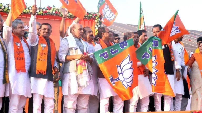 राजनाथ सिंह ने शिवराज की तुलना धोनी से की, बोले- वाे फिनिश करना अच्छे से जानते हैं.. Rajnath Singh compared Shivraj to Dhoni, said – he knows how to finish well..