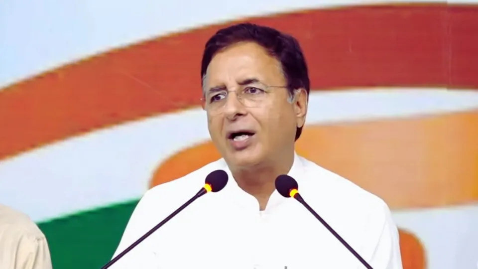 Randeep Singh Surjewala case, Randeep Surjewala in nuisance case, Randeep Surjewala Supreme Court, non-bailable warrant,Congress, Randeep Singh Surjewala, Supreme Court, Varanasi, madhya Pradesh, Congress Youth Wing,