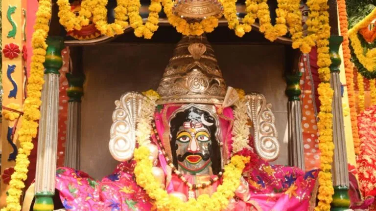 Jyotiraditya Scindia baba Mahakal mahakal interesting fact mahakal temple shahi sawari ujjain news mahakal mahakaleshwar mahakaleshwar jyotirlinga shahi sawari scindia royal family