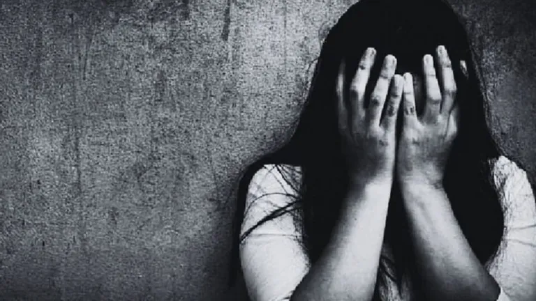 उज्जैन रेप केस में 5 ऑटो ड्राइवर हिरासत में, एसपी ने कहा- बच्ची प्रयागराज की नहीं सतना की Ujjain Rape Case, Ujjain Minor Rape Case, Ujjain News, Ujjain Crime News, Satna Victim Girl