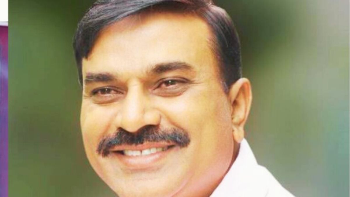 फेसबुक पोस्ट पर कांग्रेस के इस पूर्व विधायक से भिड़ गए BJP के मंत्री, FIR कराकर ही माने Facebook Post MP BJP MP Congress Harda News Kamal Patel Congress RK Dogne