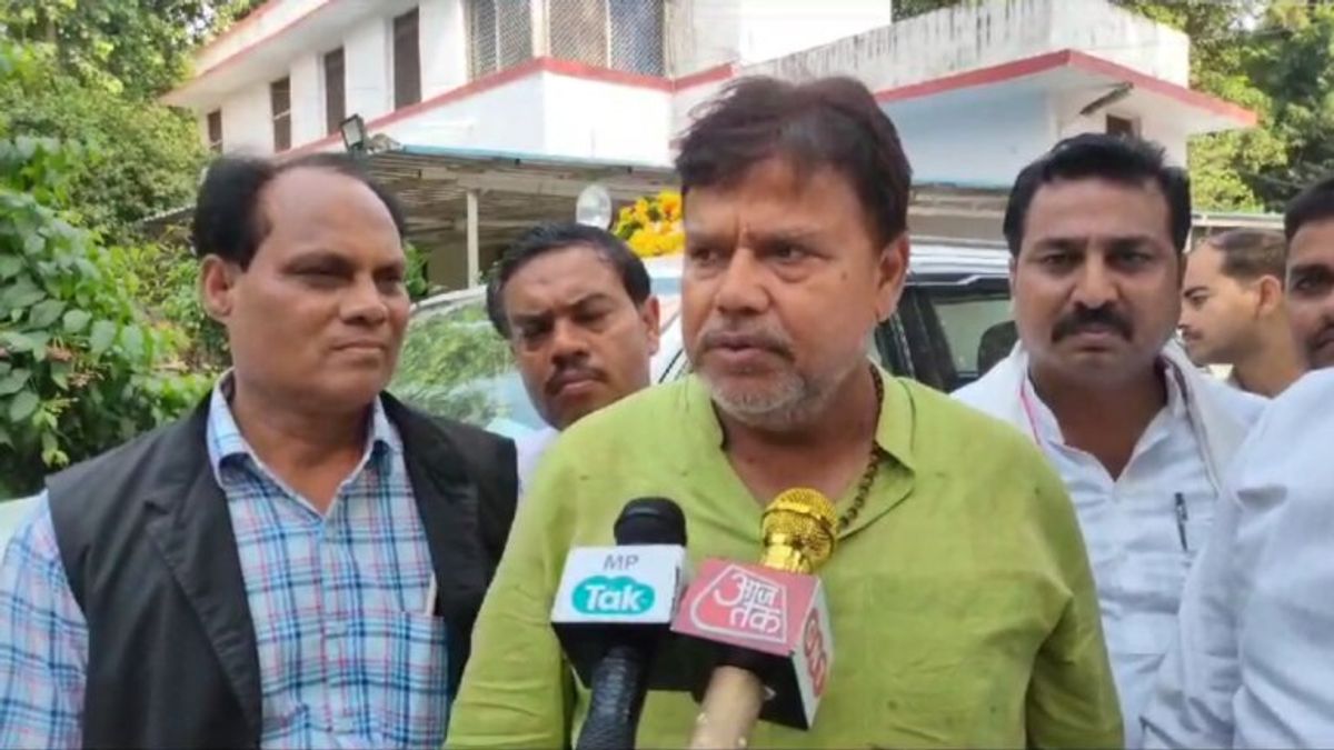 टिकट मिलने के बाद भी टेंशन में क्यों हैं ऊर्जा मंत्री प्रद्युम्न सिंह तोमर? नरेंद्र तोमर से मिले Pradyuman Singh Tomar, Narendra Singh Tomar, MP Election 2023