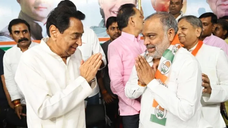 कांग्रेस की लिस्ट आने के बाद मची भगदड़ पर कमलनाथ ने बागियों को दे दी नसीहत kamalnath,kamalnath news,cm kamalnath,kamalnath speech,cm kamalnath news,mp kamalnath news,kamalnath promises,kamalnath news ibc4,kamalnath news today,kamalnath visit indore,kamalnath visit indore mp,kamalnath kisan nyay yojan,kamalnath visit indore