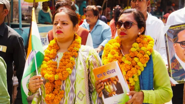 निशा बांगरे पहुंचीं CM शिवराज के क्षेत्र बुधनी, मुख्यमंत्री को उन्हीं के गढ़ में कर दिया चैलेंज Deputy Collector Nisha Bangre CM Shivraj stronghold budhni significant challenge mp election 2023