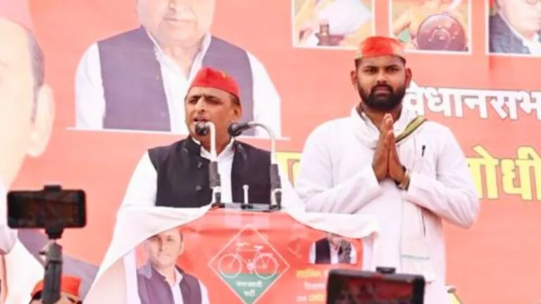MP Election 2023: अखिलेश यादव फिर कांग्रेस पर हमलावर, बोले- हमने एक सीट दी तब बनी थी सरकार… akhilesh yadav,akhilesh yadav news,akhilesh yadav latest news,akhilesh yadav live,akhilesh yadav on bjp,akhilesh yadav interview,akhilesh yadav speech,akhilesh yadav on cm yogi,sp chief akhilesh yadav,akhilesh yadav on india,akhilesh yadav on