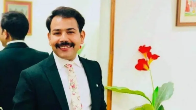 क्या है नरेंद्र सिंह ताेमर के बेटे का पैसे के लेन-देन को लेकर वायरल हुए VIDEO की कहानी? जानें NewsTak