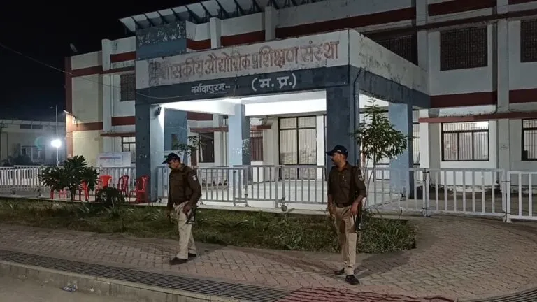 MP Election 2023, Madhya Pradesh Assembly Election 2023, Vidhansabha, MP Chunav, Election 2023, मध्य प्रदेश चुनाव, मध्य प्रदेश विधानसभा चुनाव, EVM, Narmadapuram News