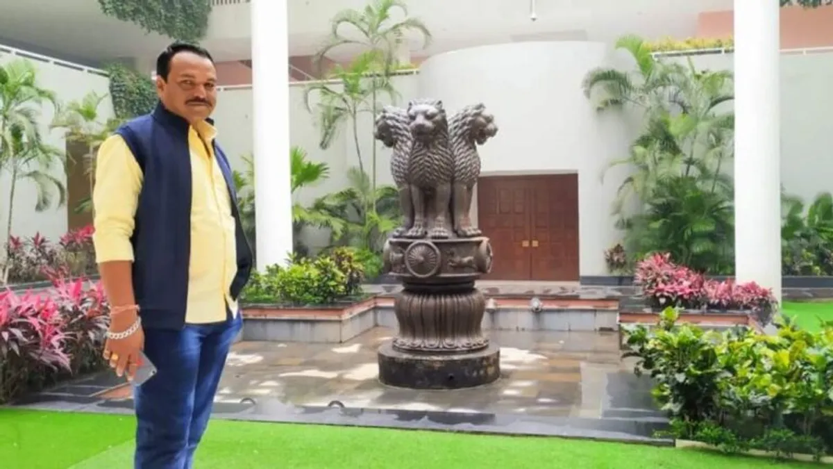 Guna news: दबिश देने गई पुलिस टीम को पड़ गए लेने के देने, बदमाश ने तान दी लोडेड पिस्टल mp crim news, Crime News, Pistol, MP Police, Police team, Raghogarh, Guna, guna newsn update, guna breaking news