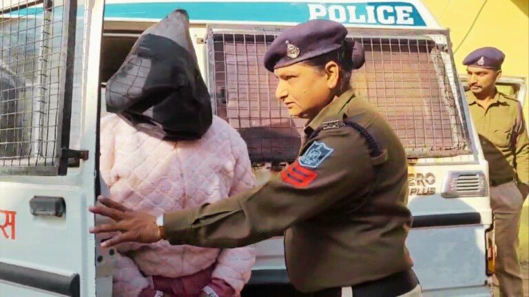 मंदसौर: जिस्मफरोशी छोड़ शादी करने की बात पर नाराज हुई प्रेमिका ने करा दी इंजीनियर की हत्या NewsTak