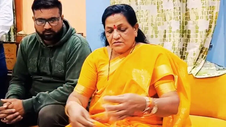 Woman leader Maya Narolia was cooking roti in the kitchen, then a call came from Delhi and she got the Rajya Sabha ticket.