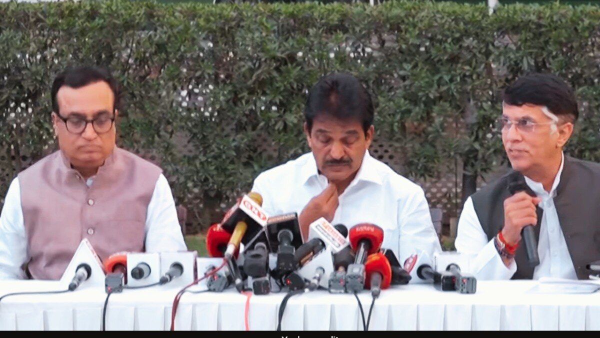 कांग्रेस ने MP की 10 सीटों पर घोषित किए उम्मीदवारों के नाम, हैरान करने वाले कई चेहरे कांग्रेस महासचिव वेणुगोपाल ने जारी कांग्रेस की सेकेंड लिस्ट.