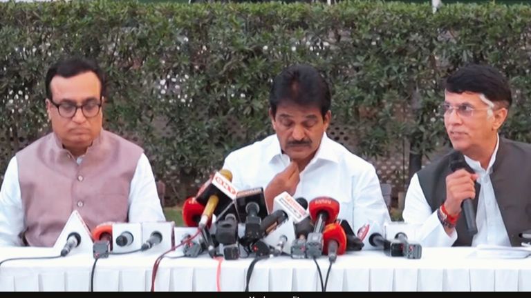 कांग्रेस ने MP की 10 सीटों पर घोषित किए उम्मीदवारों के नाम, हैरान करने वाले कई चेहरे कांग्रेस महासचिव वेणुगोपाल ने जारी कांग्रेस की सेकेंड लिस्ट.