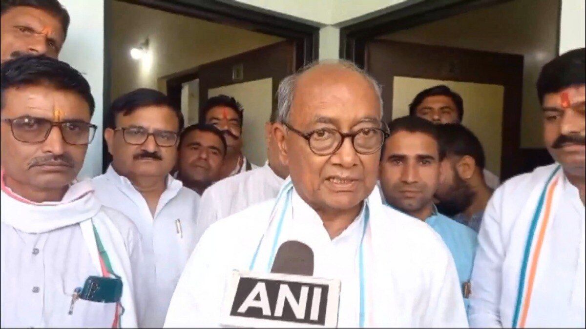 दिग्विजय सिंह को भी लड़ना था पीएम नरेंद्र मोदी के खिलाफ चुनाव, लेकिन पार्टी ने याद दिला दी ये बात Digvijay Singh