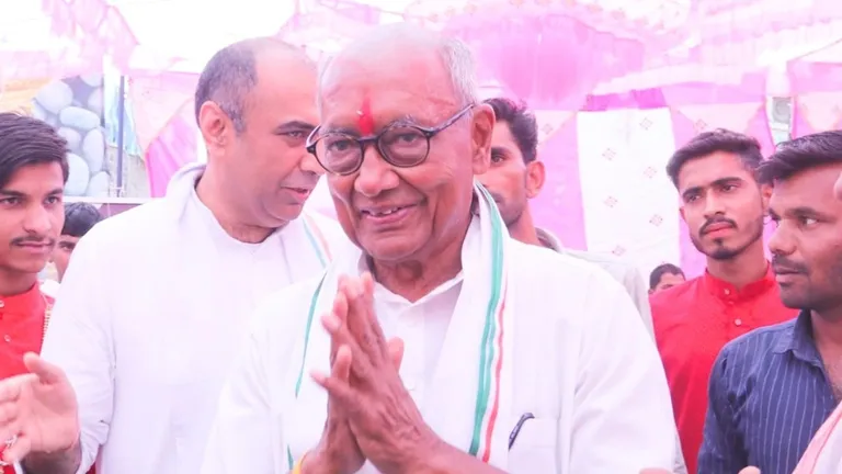 दिग्विजय सिंह ने क्या चुनाव जीतने के लिए खेला 'हिंदुत्व कार्ड'? जनता से की गई ये अपील हो गई वायरल? Digvijaya Singh