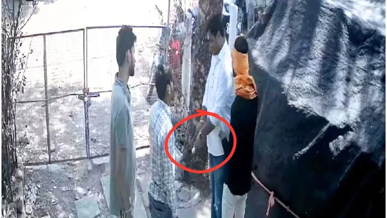 हरदा: BJP नेता के बेटे की दबंगई! युवक पर कट्टा तानकर कर दी दनादन फायरिंग, फिर हुआ ये हाल... NewsTak