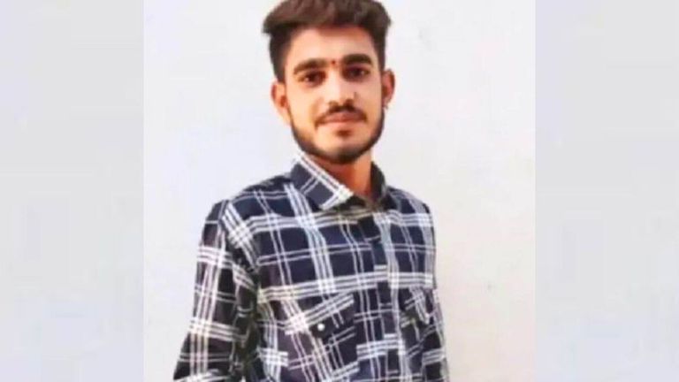 Khargone: शादीशुदा महिला के प्रेम में पड़े युवक ने अपने दोस्त को ही लगा दिया ठिकाने, फिर ऐसे हुआ दिल-दहला देने वाला खुलासा मृतक  पंकज करोड़े