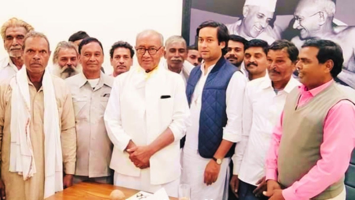 दिग्विजय सिंह ने स्ट्रांग रूम की व्यवस्थाओं को लेकर फिर से असंतोष जताया है.