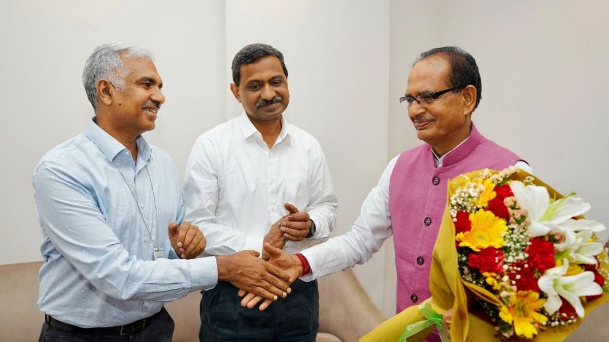 Modi Cabinet 3.0: कृषि मंत्रालय मिलते ही एक्शन में शिवराज सिंह चौहान, अधिकारियों की बैठक के बाद क्या बोले मामा? कृषि मंत्री शिवराज सिंह चौहान