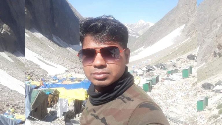 MP News: जम्मू-कश्मीर में हुए आतंकी हमले में छिंदवाड़ा का CRPF जवान शहीद, गम में डूबा परिवार NewsTak