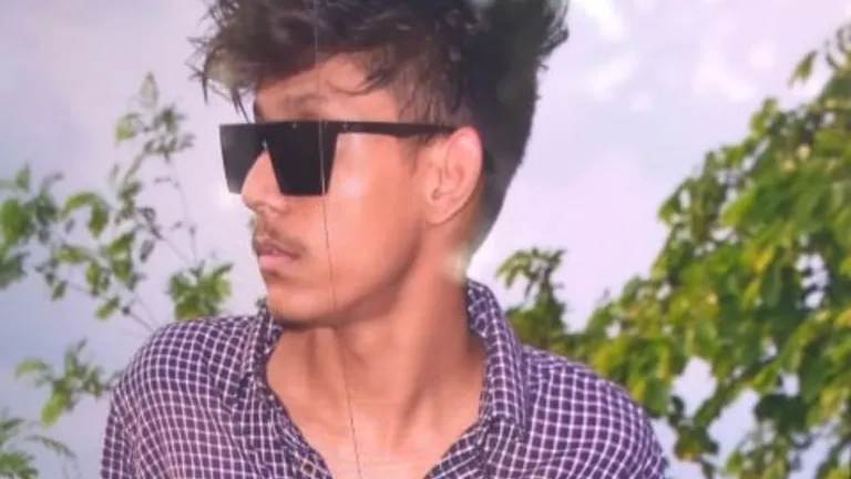 MP: जानलेवा बना रील बनाने का जूनून, रील बनाते समय बाइक फिसलने से हुई मौत! जानें कहां हुई ये दुखद घटना Bhopal Crime News