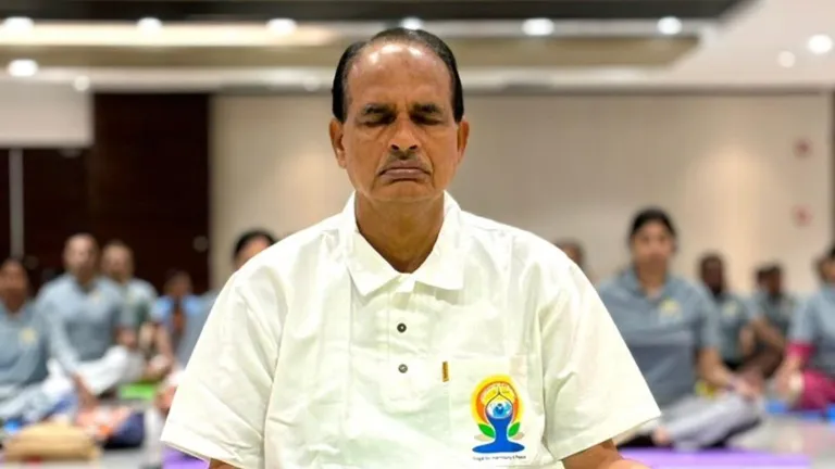 योग दिवस पर क्यों बोले शिवराज सिंह चौहान? 'पिज्जा-बर्गर खाएंगे तो नहीं हो पाएगा...' बताया फिट रहने का राज शिवराज सिंह चौहान