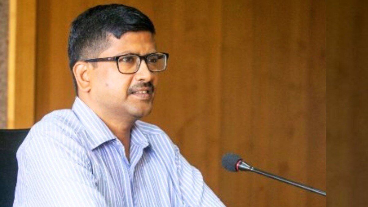 MP News: MP कैडर के IAS निकुंज कुमार श्रीवास्तव को वर्ल्ड बैंक में मिली बड़ी जिम्मेदारी, जानें कौन है ये अधिकारी? IAS निकुंज कुमार श्रीवास्तव