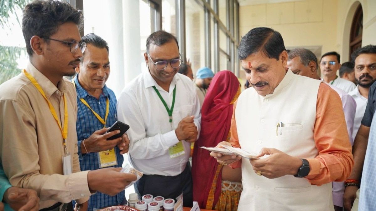 मध्यप्रदेश में निवेश के लिए सीएम मोहन यादव पहुंचे सिलिकॉन वैली, दक्षिण के उद्यमियों को लुभाने की कोशिश NewsTak