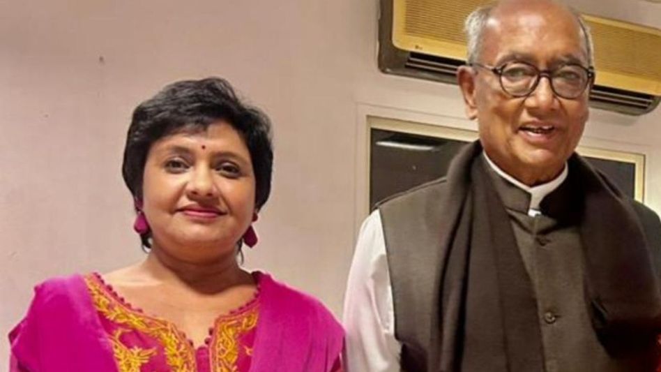 MP News: क्या विदिशा से शिवराज सिंह चौहान को टक्कर देंगी पूर्व विंग कमांडर? जानें कौन हैं अनुमा आचार्य? Video Thumbnail