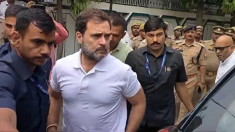 National News Live Updates: रायबरेली पहुंच राहुल गांधी शहीद के परिवार से मिले, पौधारोपण कर AIIMS का भी किया दौरा NewsTak