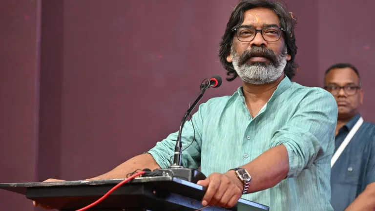 आज के मुख्य समाचार 01 नवंबर 2024 LIVE: झारखंड के सीएम हेमंत सोरेन की 5 साल में बढ़ी 7 साल उम्र, यह सुनकर सब हैरान हेमंत सोरेन- फाइल फोटो