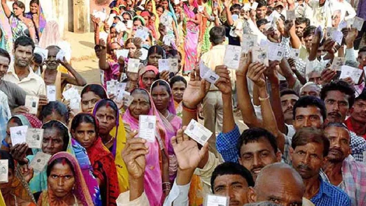 Bihar Election Phase 2 Live Updates: करगहर सीट पर रितेश पांडे ने लगाया स्लो वोटिंग का आरोप, जानें हॉट सीटों के पल-पल का अपडेट Bihar Election 2025 Phase 2 Live Updates