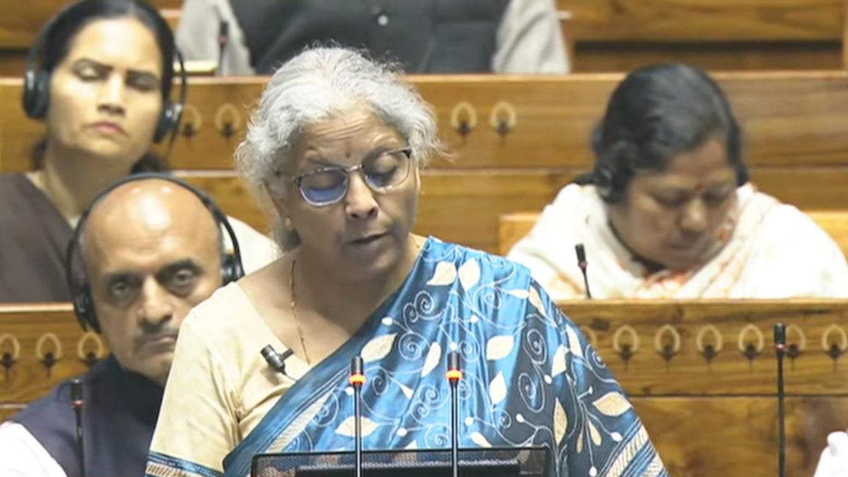 Budget 2024: टैक्स स्लैब में कोई बदलाव नहीं, निर्मला सीतारमण के भाषण की बड़ी बातें NewsTak