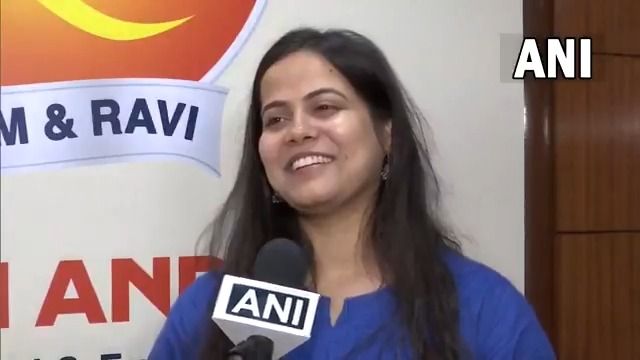 शक्ति दुबे 5वें प्रयास में टॉप रैंक लेकर बनीं IAS! सक्सेस स्टोरी जान चौंक जाएंगे आप!