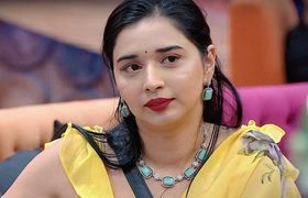 तान्या मित्तल ने बिग बॉस में पहनी 800 डिजाइनर साड़ियों की नहीं की पेमेंट, स्टाइलिश का आरोप, बोली- मैं बेवकूफ हूं NewsTak