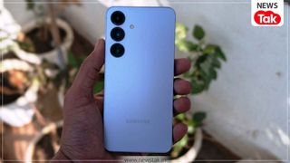 मिल रही गजब डील, 25 हजार रुपये सस्ता हुआ Samsung का ये फोन मिल रही गजब डील, 25 हजार रुपये सस्ता हुआ Samsung का ये फोन