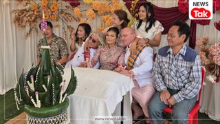 1 दुल्हन ने दो दूल्हें के साथ रचाई शादी, 1-1 मिलियन बाट मिला दहेज, सोशल मीडिया हैरान 1 दुल्हन ने दो दूल्हें के साथ रचाई शादी, 1-1 मिलियन बाट मिला दहेज, सोशल मीडिया हैरान