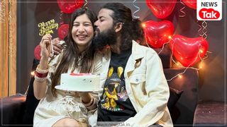 कौन हैं अनुराग डोभाल की पत्नी रितिका चौहान? जो कभी थी यूट्युबर की क्रेजी फैन अब हो गईं अलग कौन हैं अनुराग डोभाल की पत्नी रितिका चौहान? जो कभी थी यूट्युबर की क्रेजी फैन अब हो गईं अलग