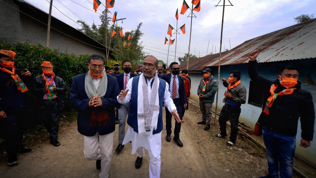 सीएम बीरेन सिंह के घर पर भी हमले की कोशिश, चार महीने से क्यों सुलग रहा है मणिपुर? NewsTak