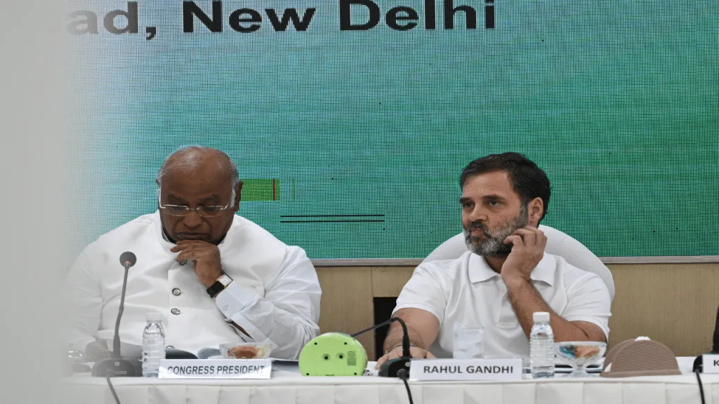 कांग्रेस की CEC मीटिंग में राजस्थान चुनाव में उम्मीदवारों के लिए टिकट वितरण, जिसमें गहलोत के समर्थकों का टिकट कटने के आसार