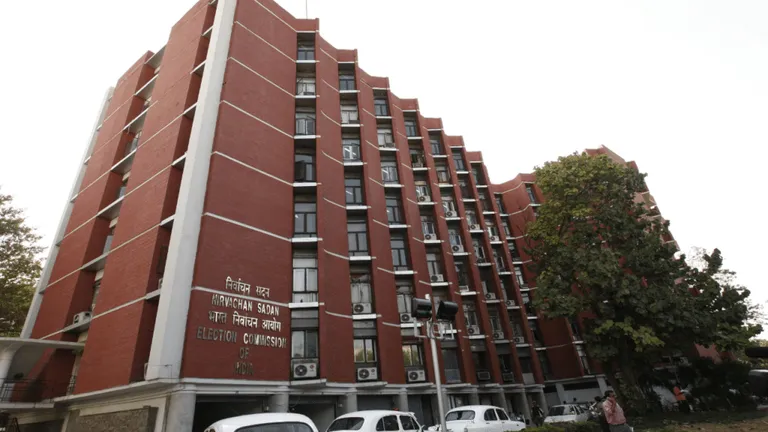 वोटर लिस्ट में नाम कट गया है तो कैसे चेक करें और जुड़वाएं, जानिए अगर आपका नाम वोटर लिस्ट से गायब हो गया है तो कैसे जुड़वाएं