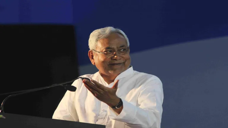 बिहार में जातिगत जनगणना के आंकड़े जारी, क्या 2024 के चुनाव में इसपर घिर गई BJP? Nitish Kumar