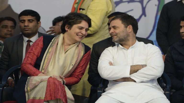 तेलंगाना चुनाव: रामप्पा मंदिर से शुरू होगी ‘विजयभेरी यात्रा’, कांग्रेस खेल रही हिंदुत्व कार्ड? कांग्रेस शुरू करने जा रही है विजयभेरी बस यात्रा