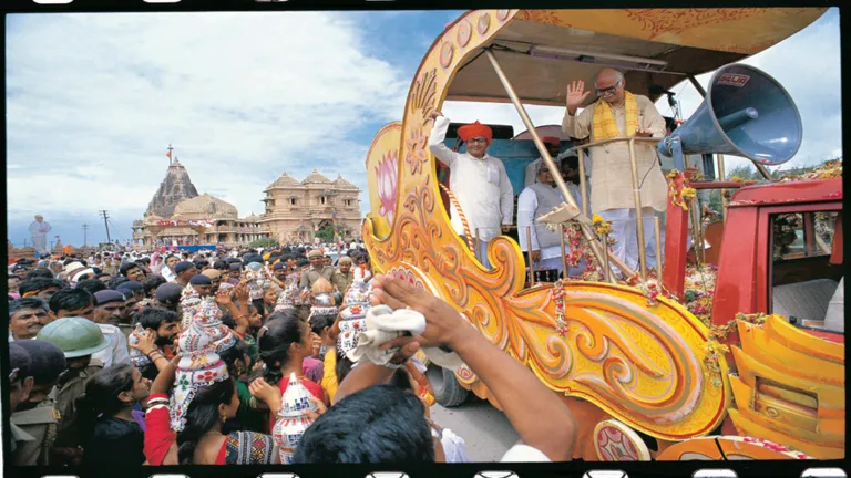 जातियों के सर्वे से फिर मंडल बनाम कमंडल की चर्चा शुरू, क्या है इस सियासत की कहानी क्या है मंडल - कमंडल पॉलिटिक्स, जिसकी चर्चा बिहार कास्ट सर्वे के बाद हो रही है.