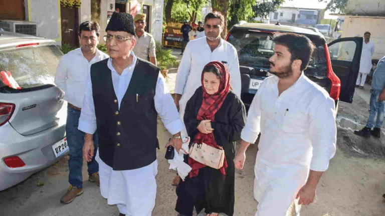 ऐसा क्या अपराध किया कि पत्नी, बेटे संग आजम खान को मिली सात साल की सजा और भेजे गए जेल? Azam Khan Abdul Azam