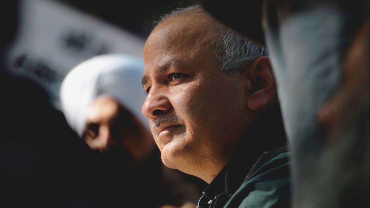 मनीष सिसोदिया को सुप्रीम कोर्ट से नही मिली जमानत, अदालत ने कहा- पैसे के लेनदेन की कड़ियां साफ NewsTak