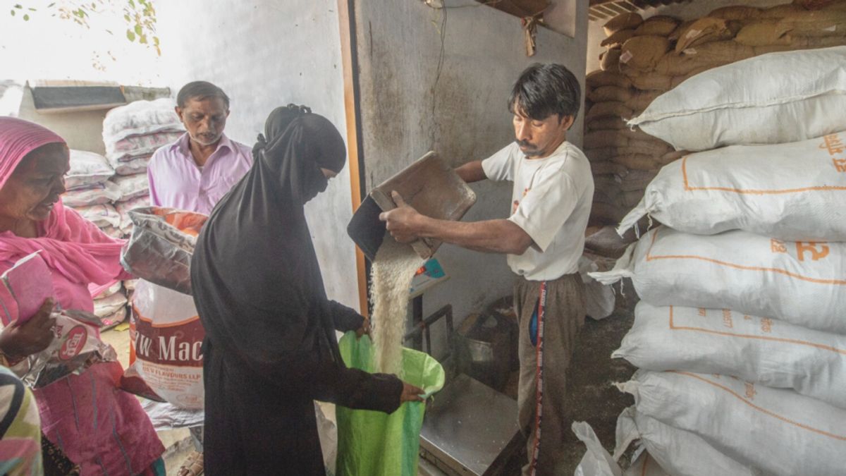 फ्री राशन स्कीम में ऐसा क्या चमत्कार है कि बार-बार इसे आगे बढ़ा रही मोदी सरकार? Free Ration Scheme