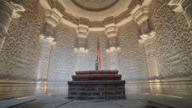 अयोध्या में रामलला की प्राण प्रतिष्ठा में किसको मिला न्योता, किसे बुलावा नहीं, कौन-कौन जाएगा? Ram Mandir