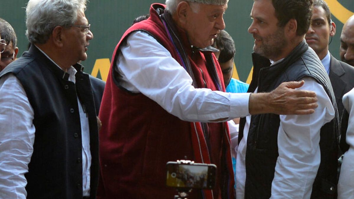 नाराजगी के बाद फारूक अब्दुल्ला को कांग्रेस से मिला 3 सीटों का ऑफर, क्या INDIA में बने रहेंगे? NewsTak