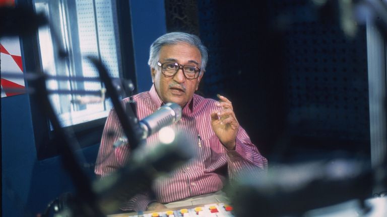 जी हां बहनों और भाइयों, मैं हूं आपका दोस्त अमीन सयानी… कहानी रेडियो की इस ‘अमर आवाज’ की NewsTak